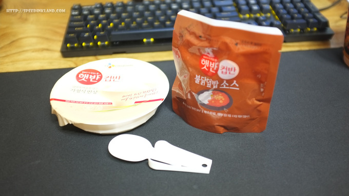 CJ 햇반 컵반 불닭 덮밥 매운맛 4 CJ 햇반 컵반 불닭 덮밥 매운맛 3