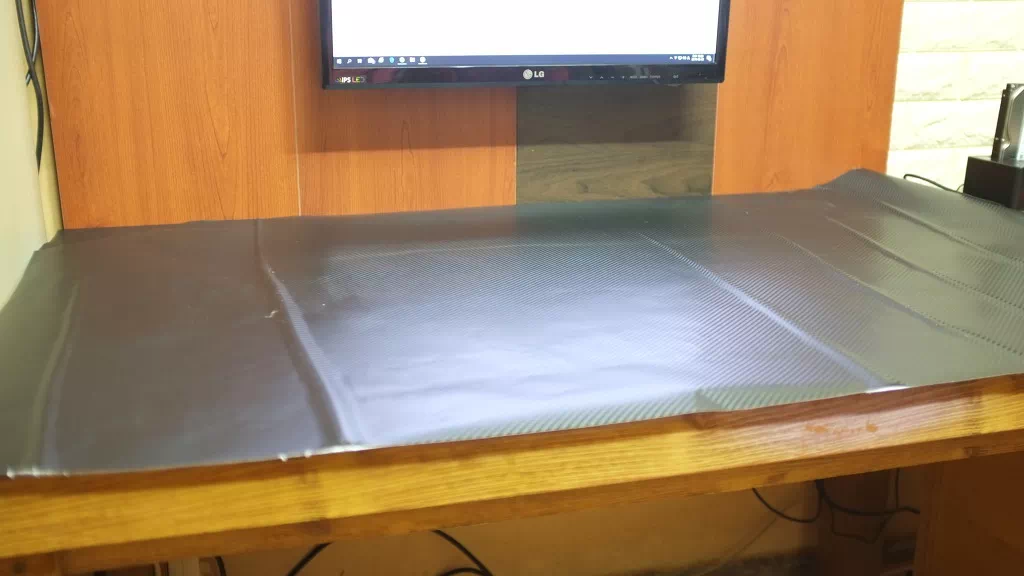 컴퓨터 책상 카본 시트지 작업하기 6 컴퓨터 책상 카본 시트지 작업하기 5