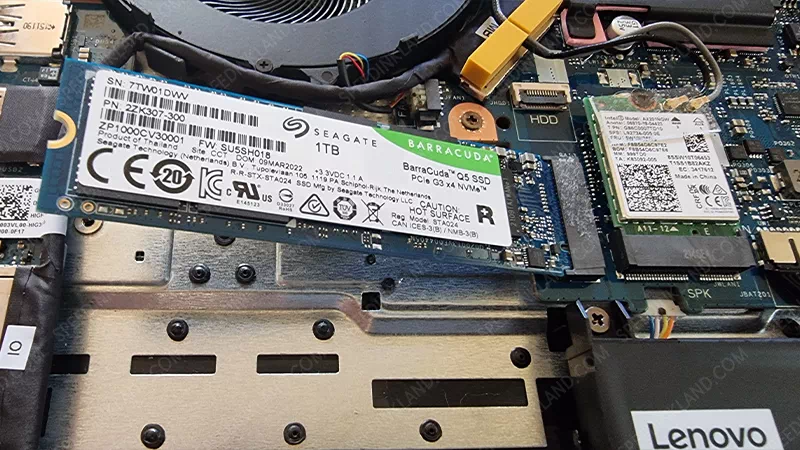 레노버 게이밍 3I 노트북 SSD 교체하기 10 SSD 장착